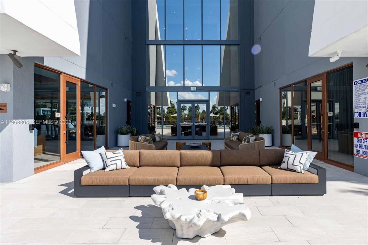 3900 Alton Road, Unit 422, Miami Beach, FL 33140 Photo