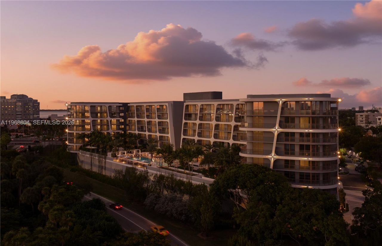 3900 Alton Road, Unit 422, Miami Beach, FL 33140 Photo