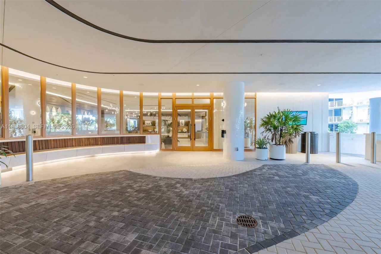 3900 Alton Road, Unit 422, Miami Beach, FL 33140 Photo