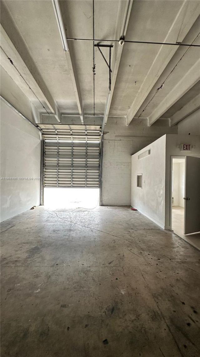 9325 W Okeechobee Rd, Unit 8, Hialeah Gardens, FL 33016 Photo