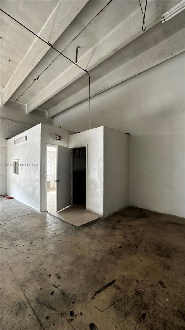 9325 W Okeechobee Rd, Unit 8, Hialeah Gardens, FL 33016 Photo