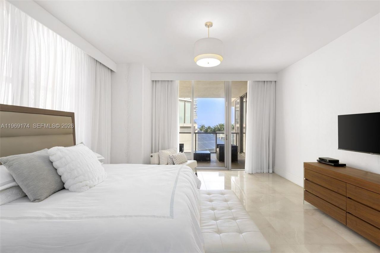 9701 Collins Ave , Unit 404S, Bal Harbour, FL 33154 Photo