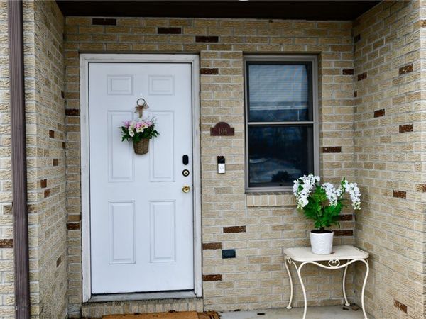 106 Meadowview Drive, Renfrew, PA 16053