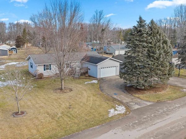 W4992 BEELER DRIVE, Bonduel, WI 54107