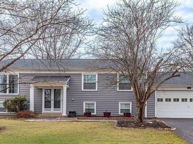 811 FALL PLACE, HERNDON, VA 20170