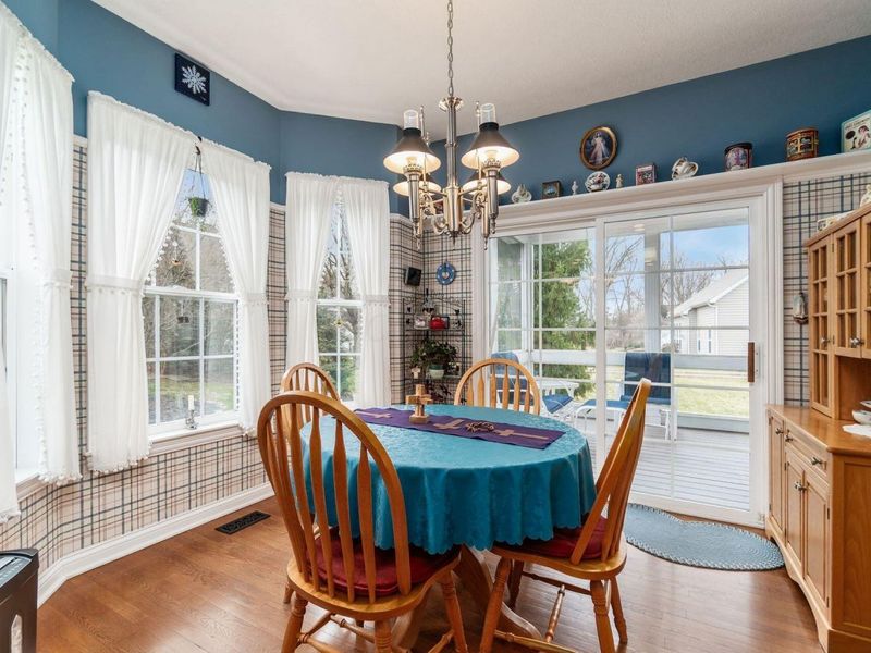 5754 Lake Forest Way, Westerville, OH 43082 Photo 10