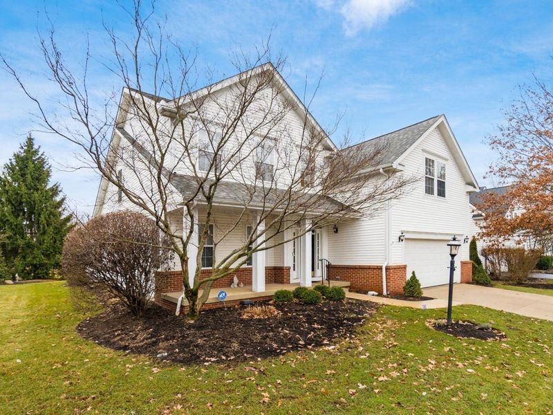 5754 Lake Forest Way, Westerville, OH 43082 Photo 2