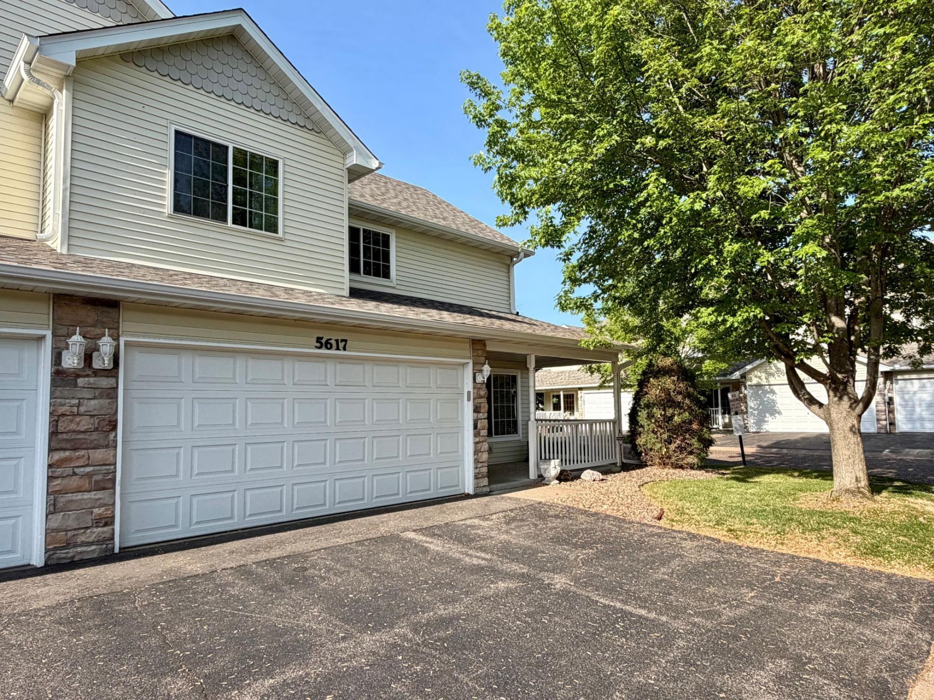 5617 138th Street N, Hugo, MN 55038 Main Photo