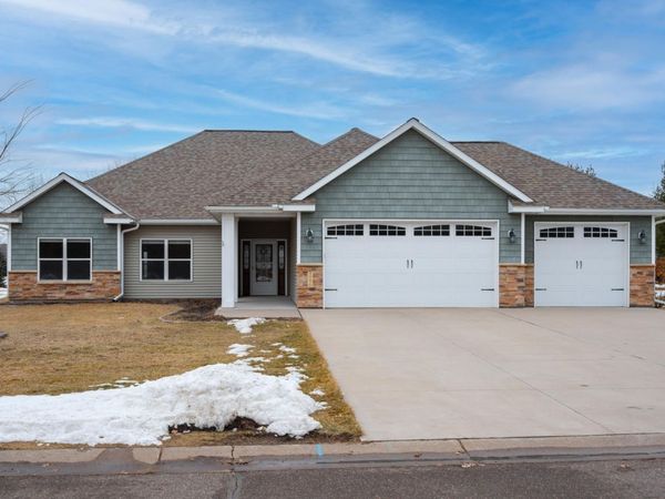 4986 382nd Drive, North Branch, MN 55056