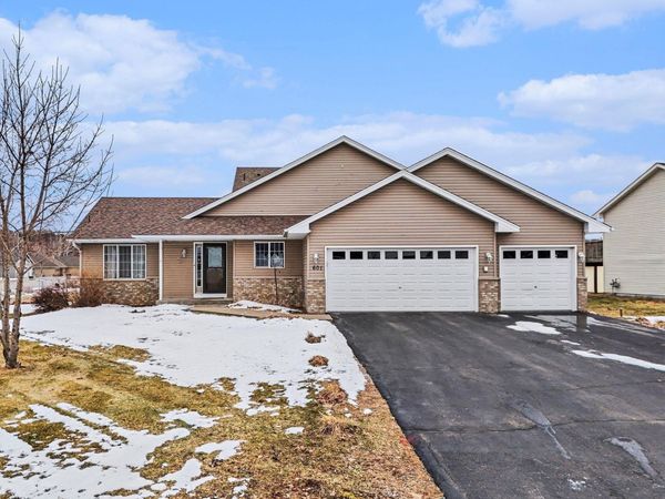 601 Hickory Street SW, Isanti, MN 55040