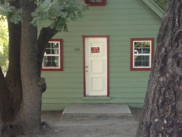 369 Log, Crestline, CA 92325