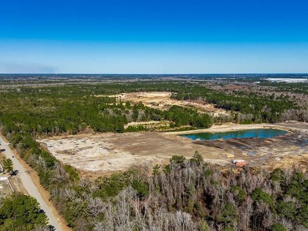 659 Godley Road, Bloomingdale, GA 31302