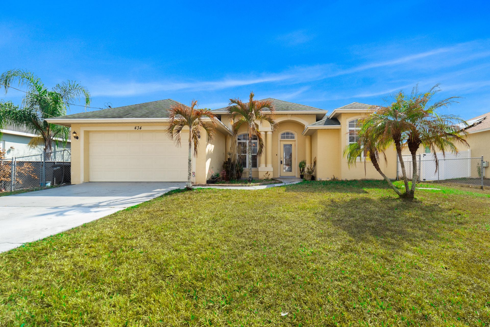 434 SW Lacroix Avenue, Port Saint Lucie, FL 34953 Photo