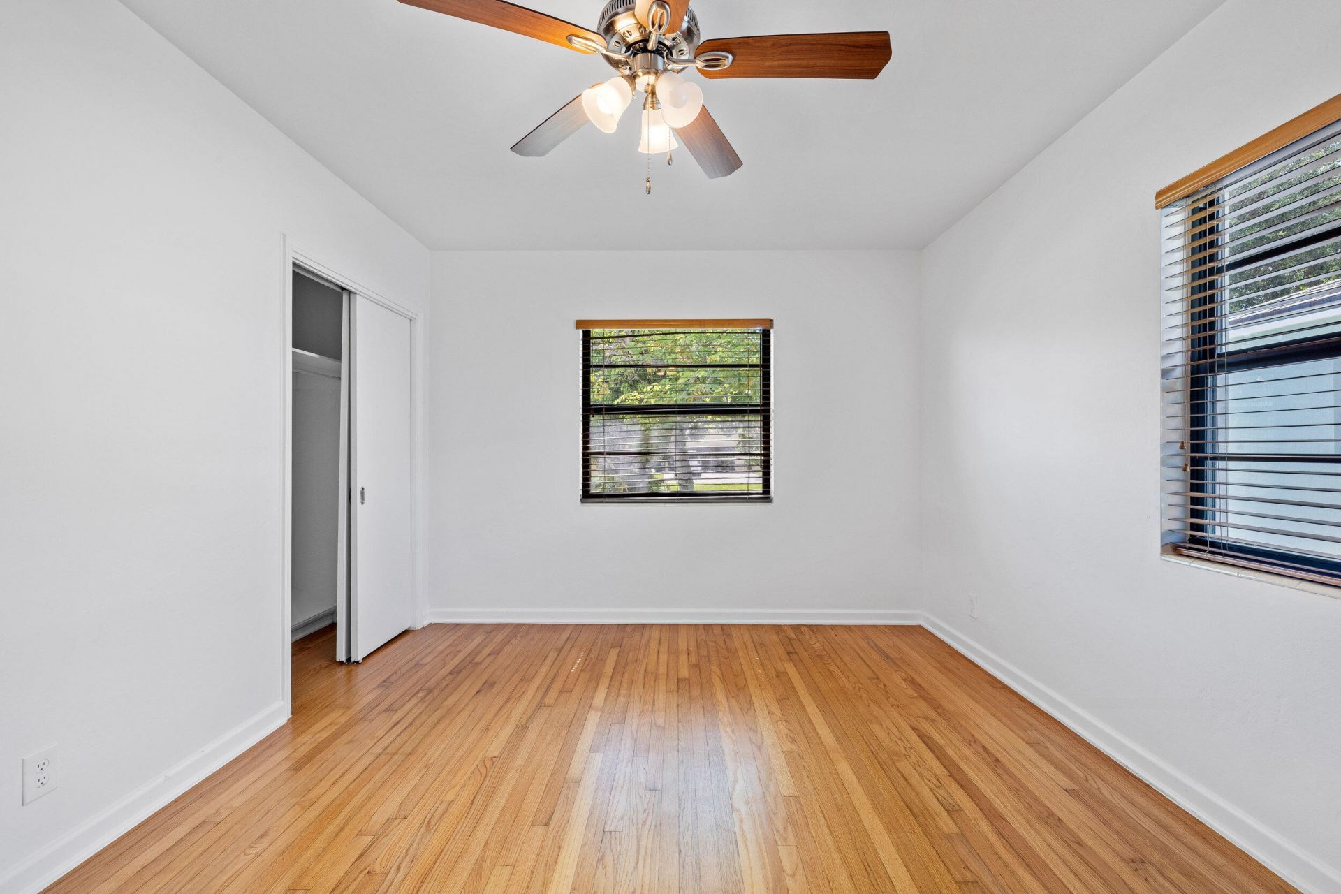 1023 S Palmway, Lake Worth Beach, FL 33460 Photo