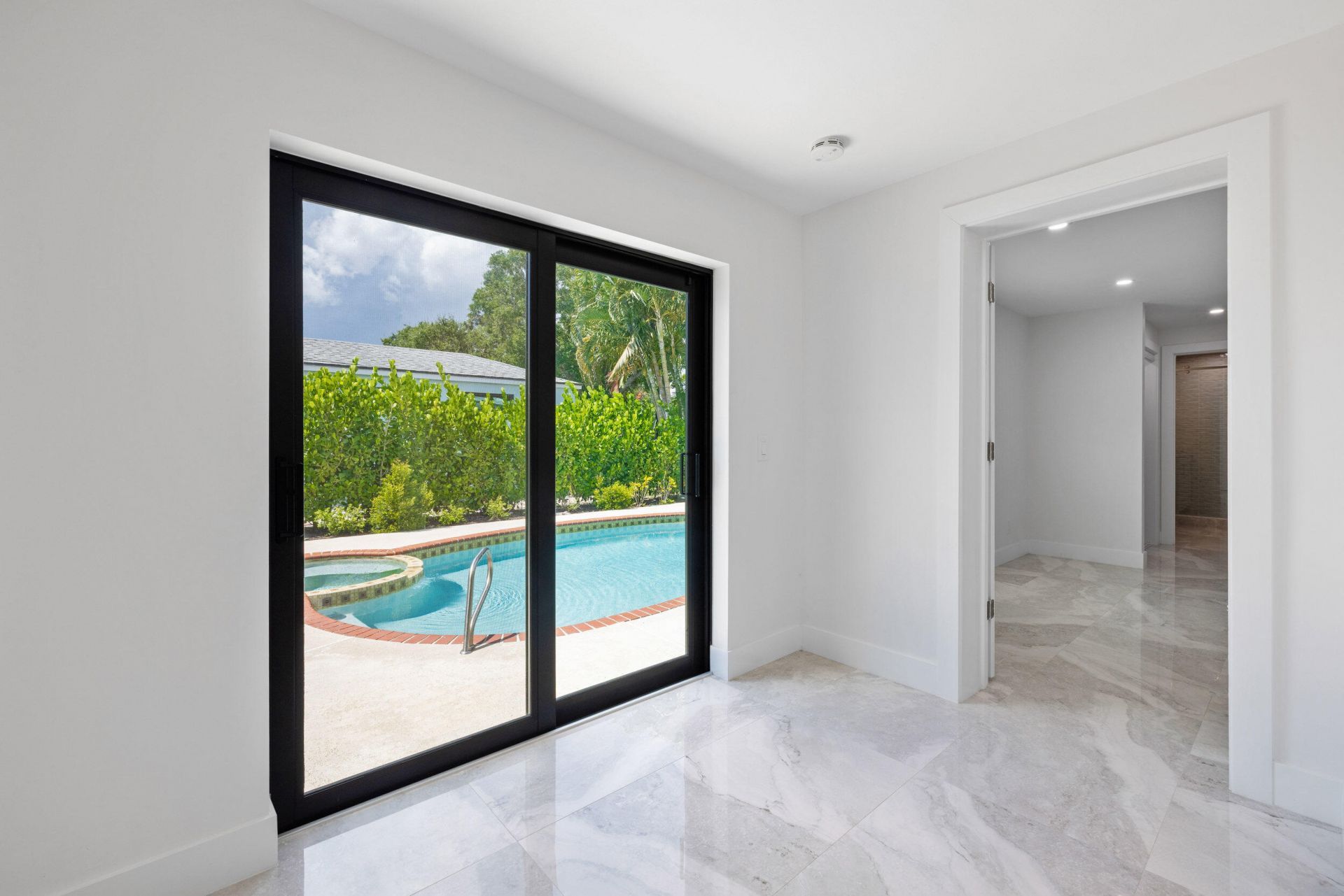 1023 S Palmway, Lake Worth Beach, FL 33460 Photo