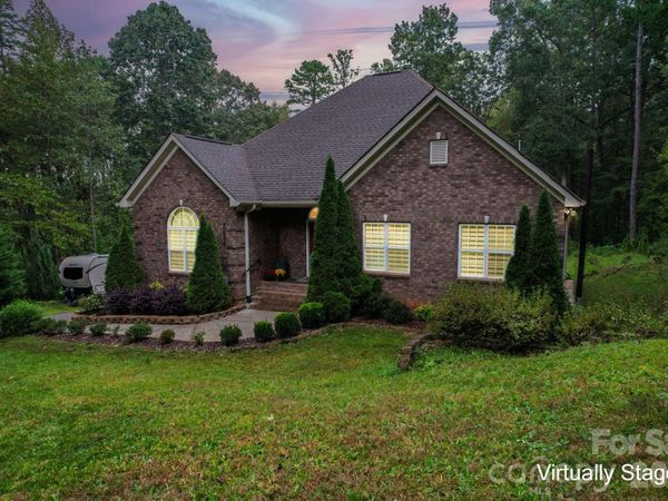 10604 Russet Place, Charlotte, NC 28227