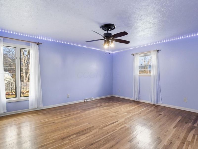 300 Dunbarton Road , Columbus, OH 43230 Photo 16