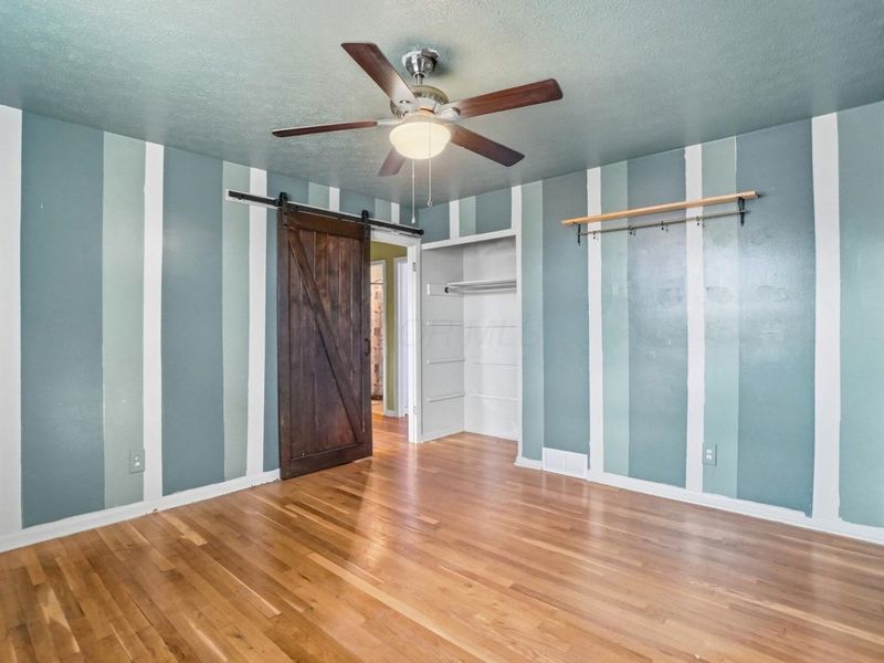 300 Dunbarton Road , Columbus, OH 43230 Photo 23