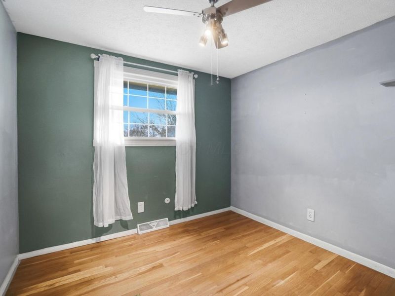 300 Dunbarton Road , Columbus, OH 43230 Photo 25