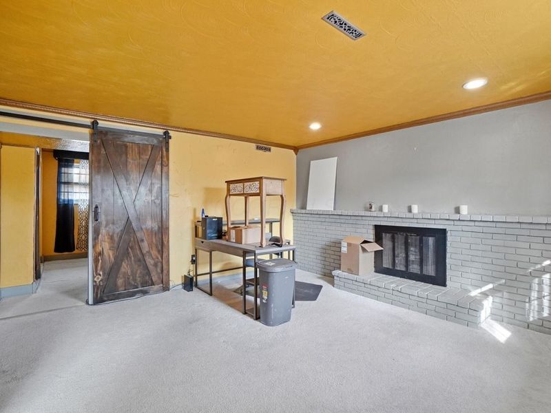 300 Dunbarton Road , Columbus, OH 43230 Photo 28