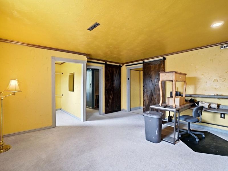 300 Dunbarton Road , Columbus, OH 43230 Photo 29