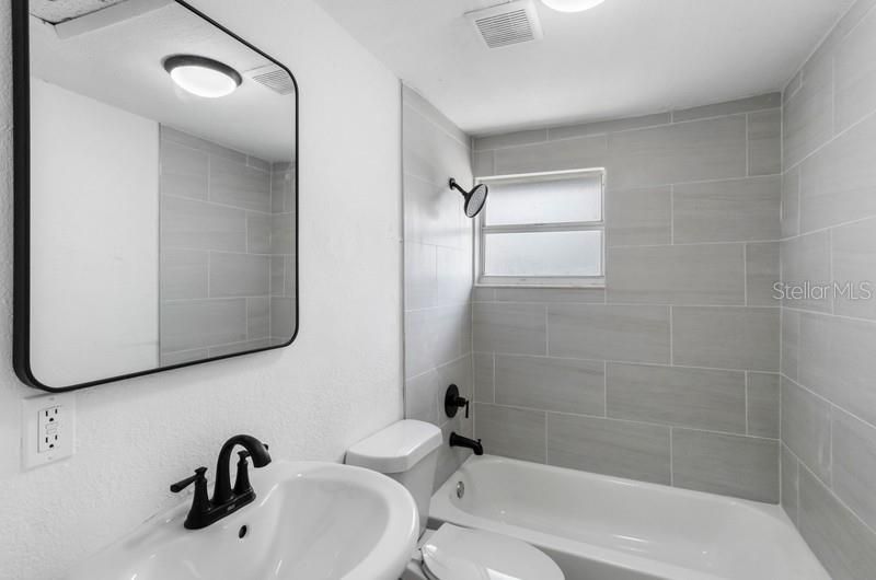 12703 N 15th St, Tampa, FL 33612 Photo