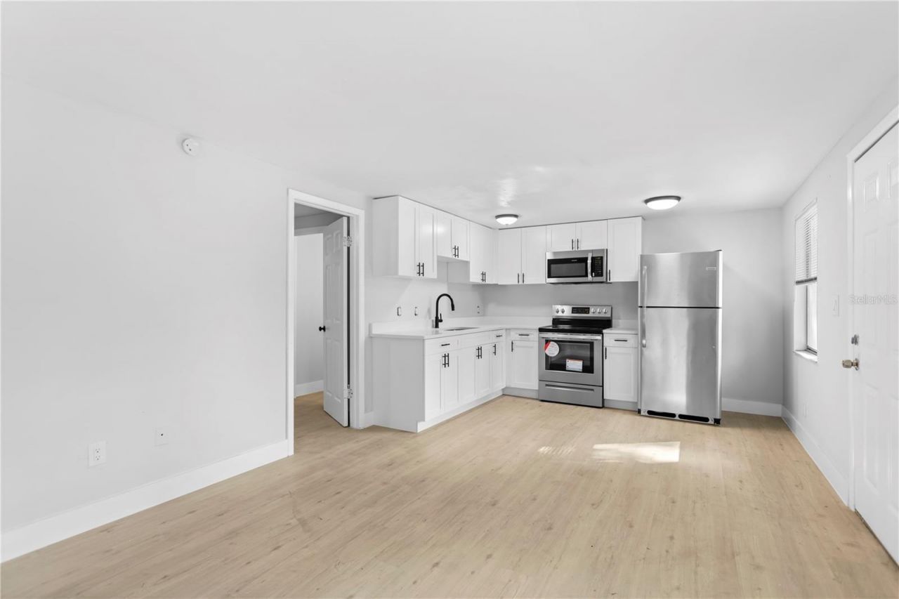 12703 N 15th St, Tampa, FL 33612 Photo