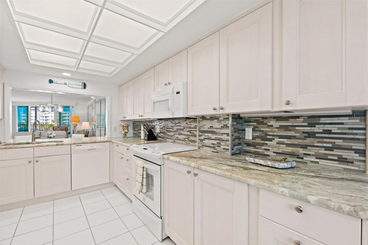 5880 Midnight Pass Road, Unit 605, Sarasota, FL 34242 Photo