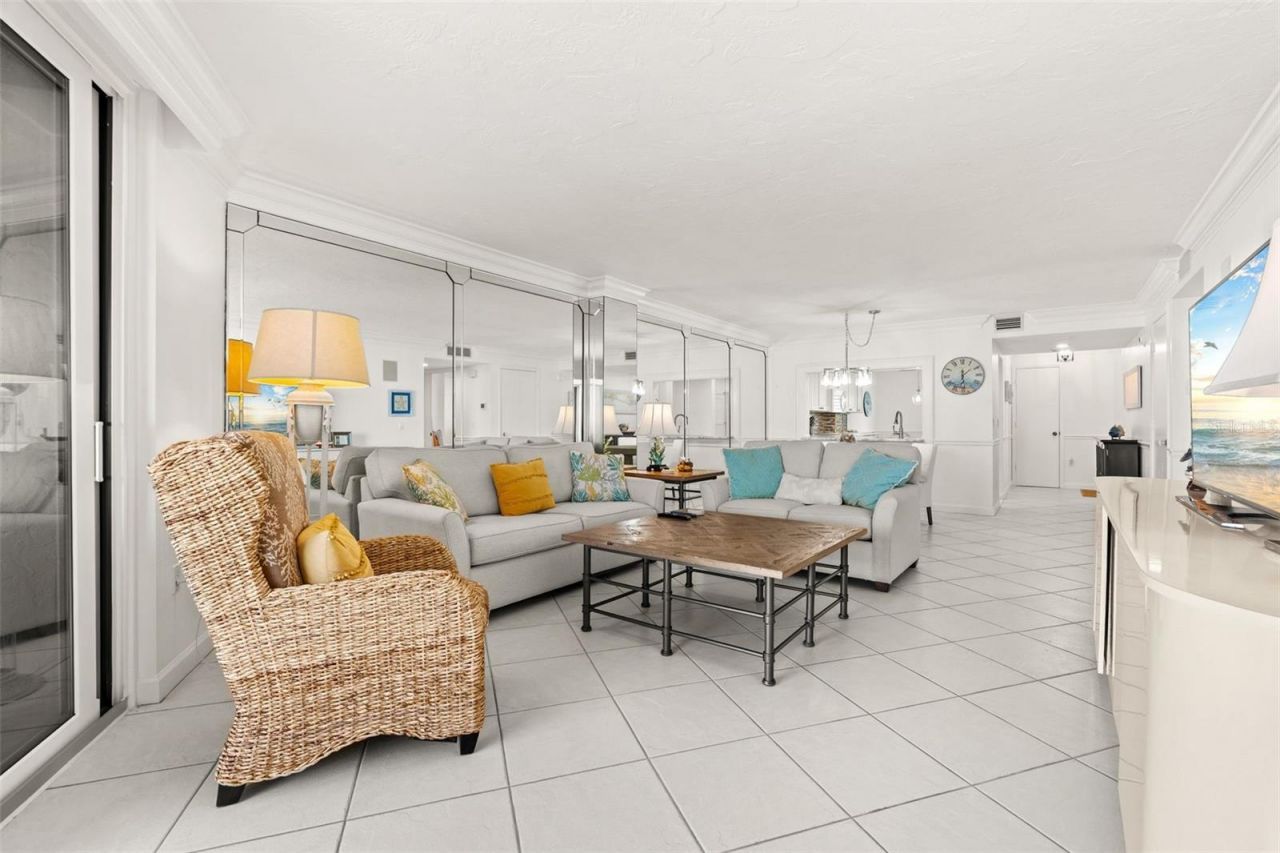 5880 Midnight Pass Road, Unit 605, Sarasota, FL 34242 Photo