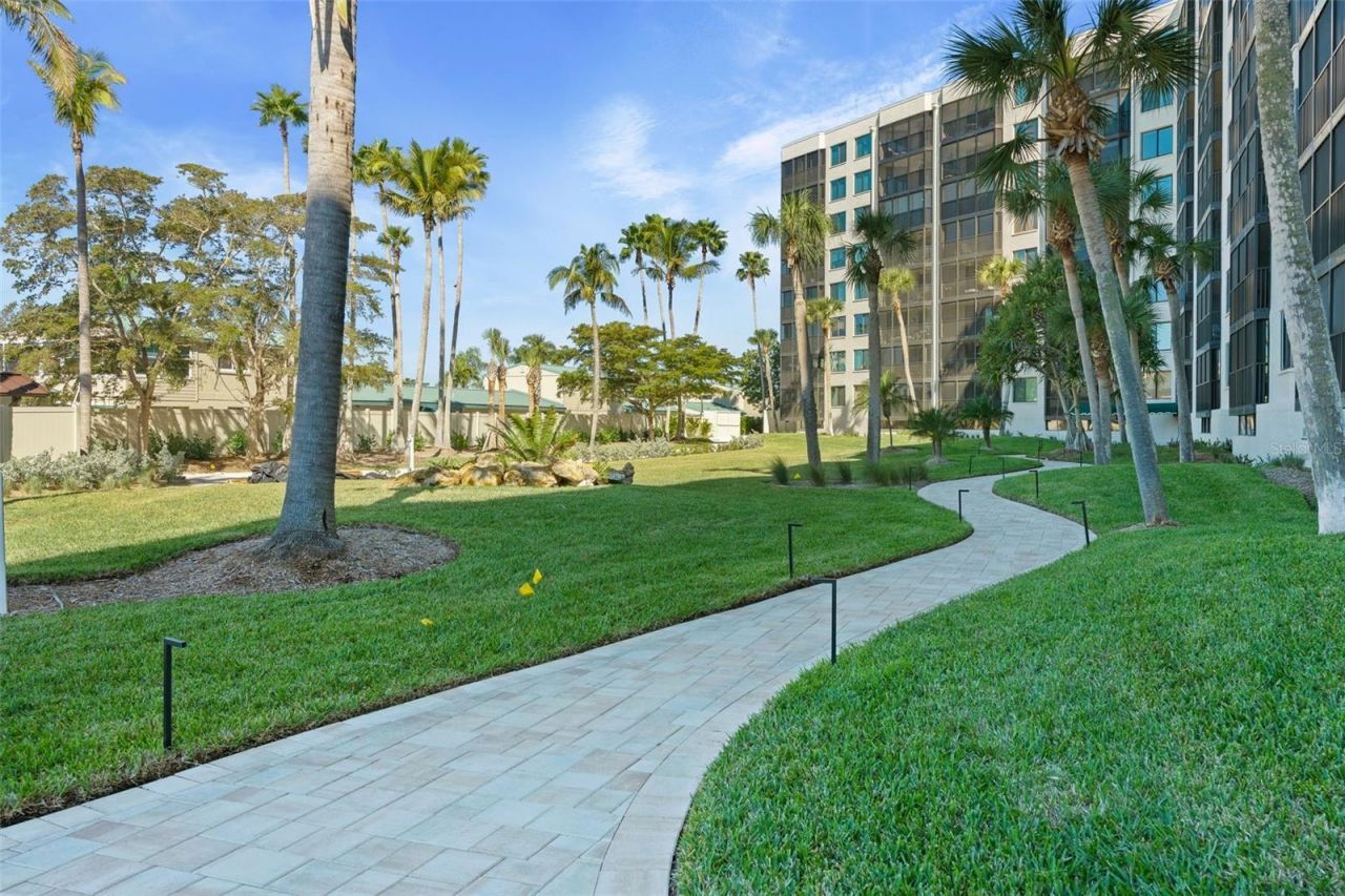 5880 Midnight Pass Road, Unit 605, Sarasota, FL 34242 Photo
