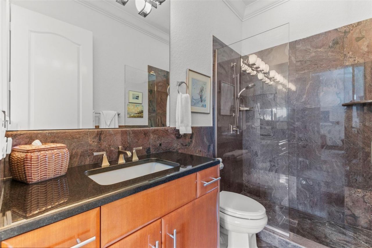 530 N Mac Ewen Drive, Osprey, FL 34229 Photo