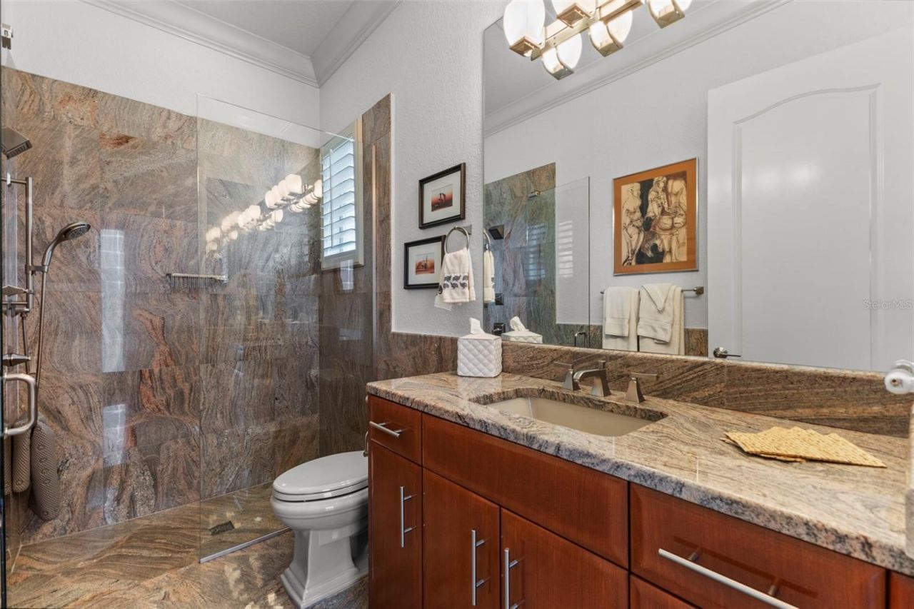 530 N Mac Ewen Drive, Osprey, FL 34229 Photo