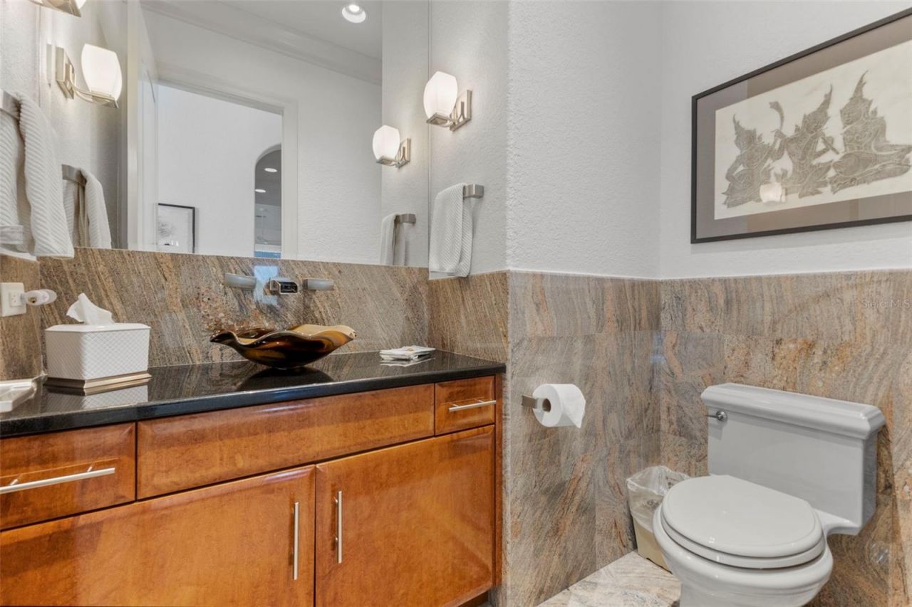 530 N Mac Ewen Drive, Osprey, FL 34229 Photo