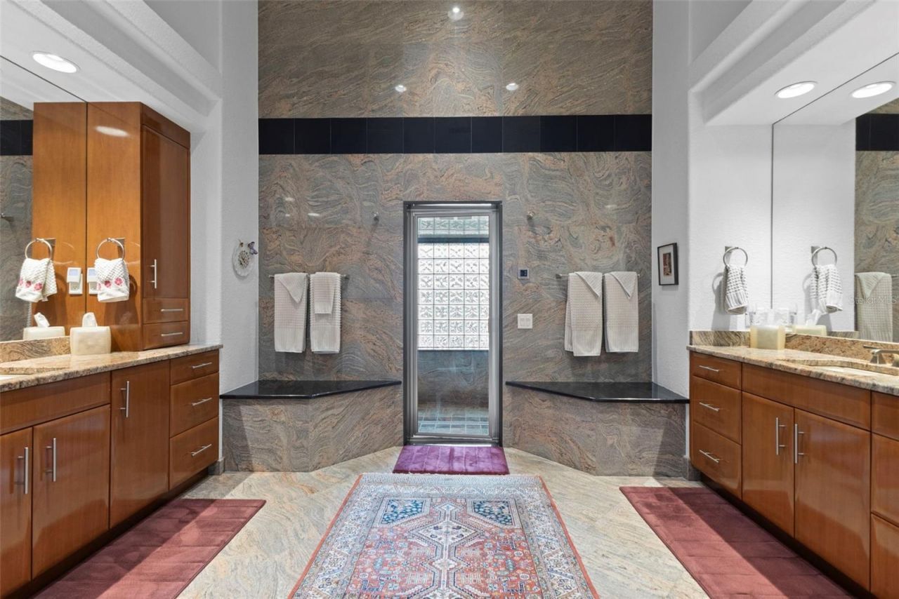 530 N Mac Ewen Drive, Osprey, FL 34229 Photo