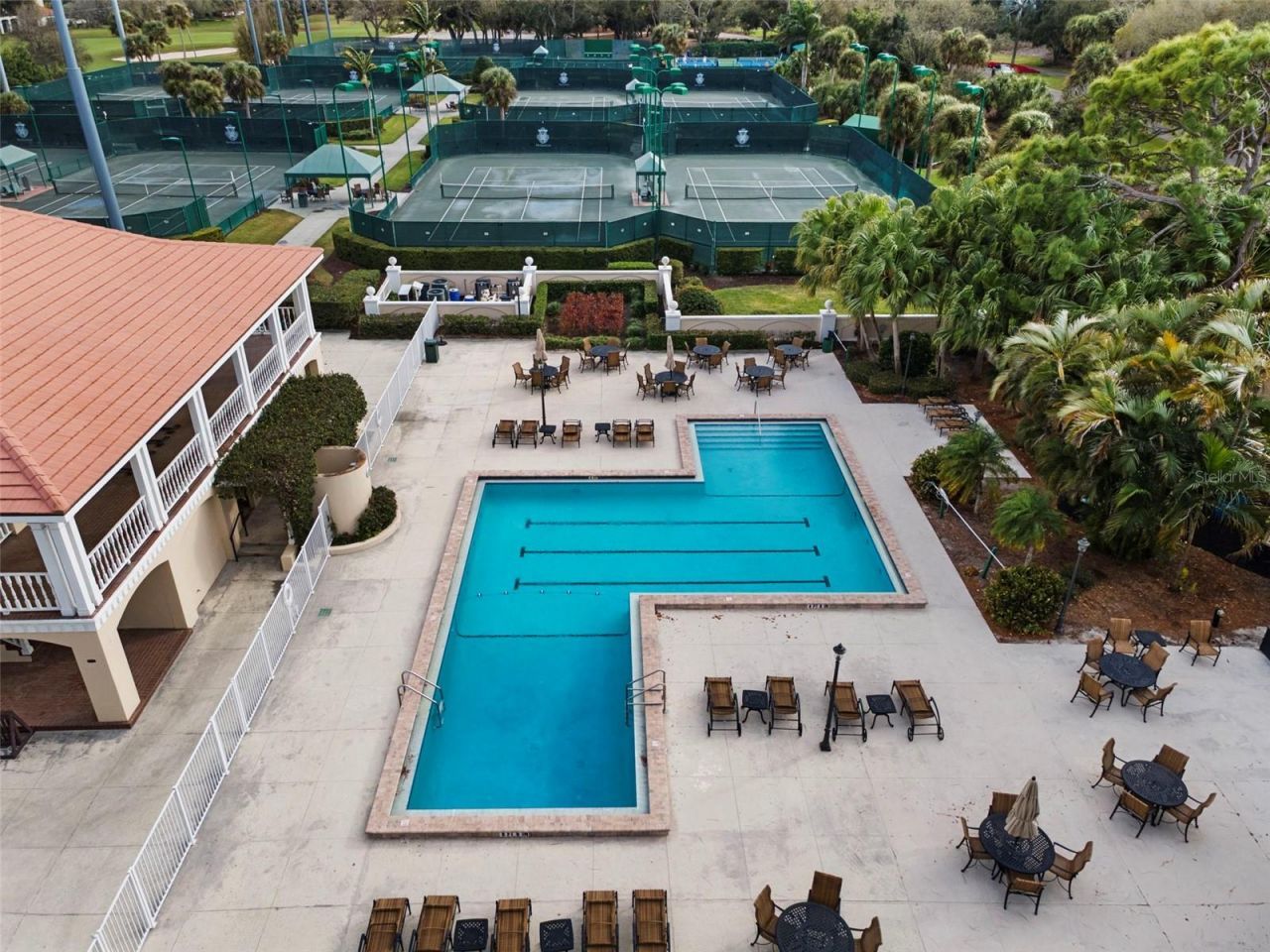 530 N Mac Ewen Drive, Osprey, FL 34229 Photo