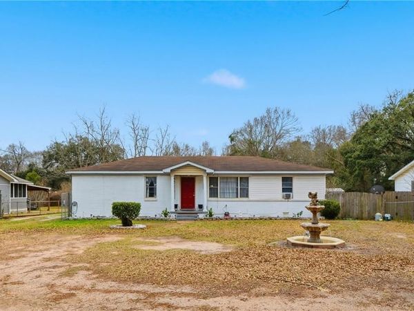 6521 Barnes Road, Theodore, AL 36582