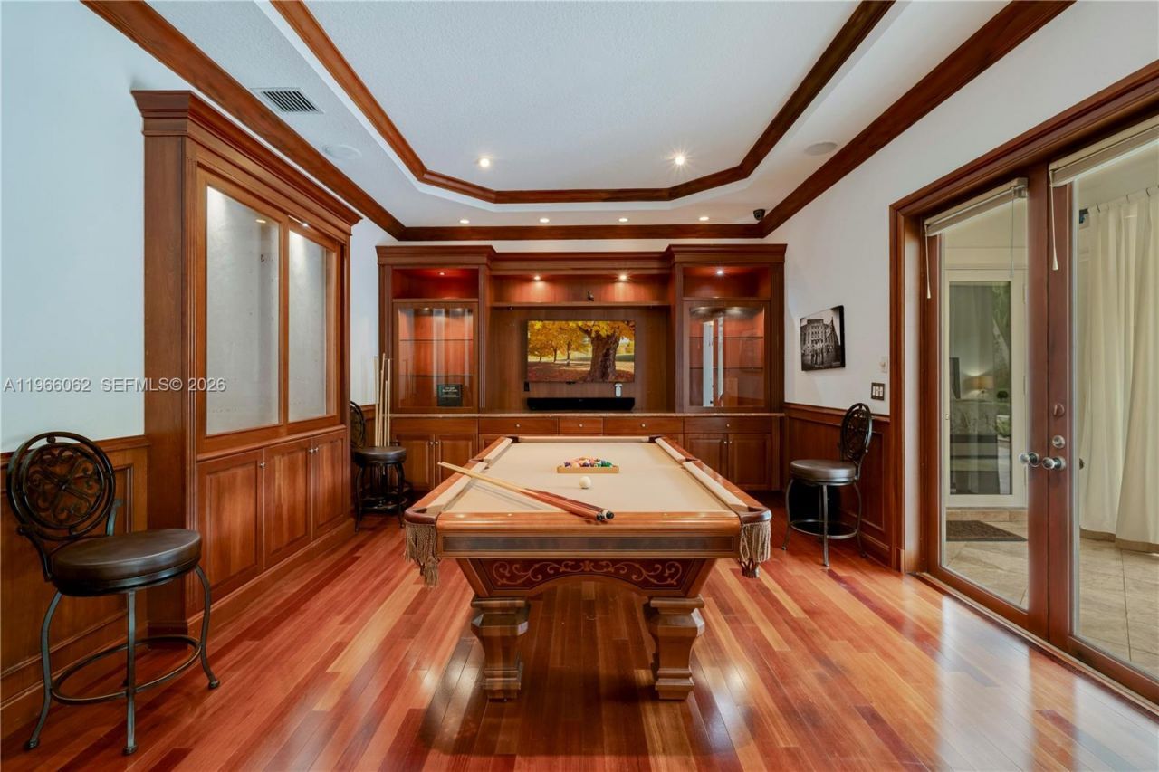 6235 Rolling Road Dr, Pinecrest, FL 33156 Photo