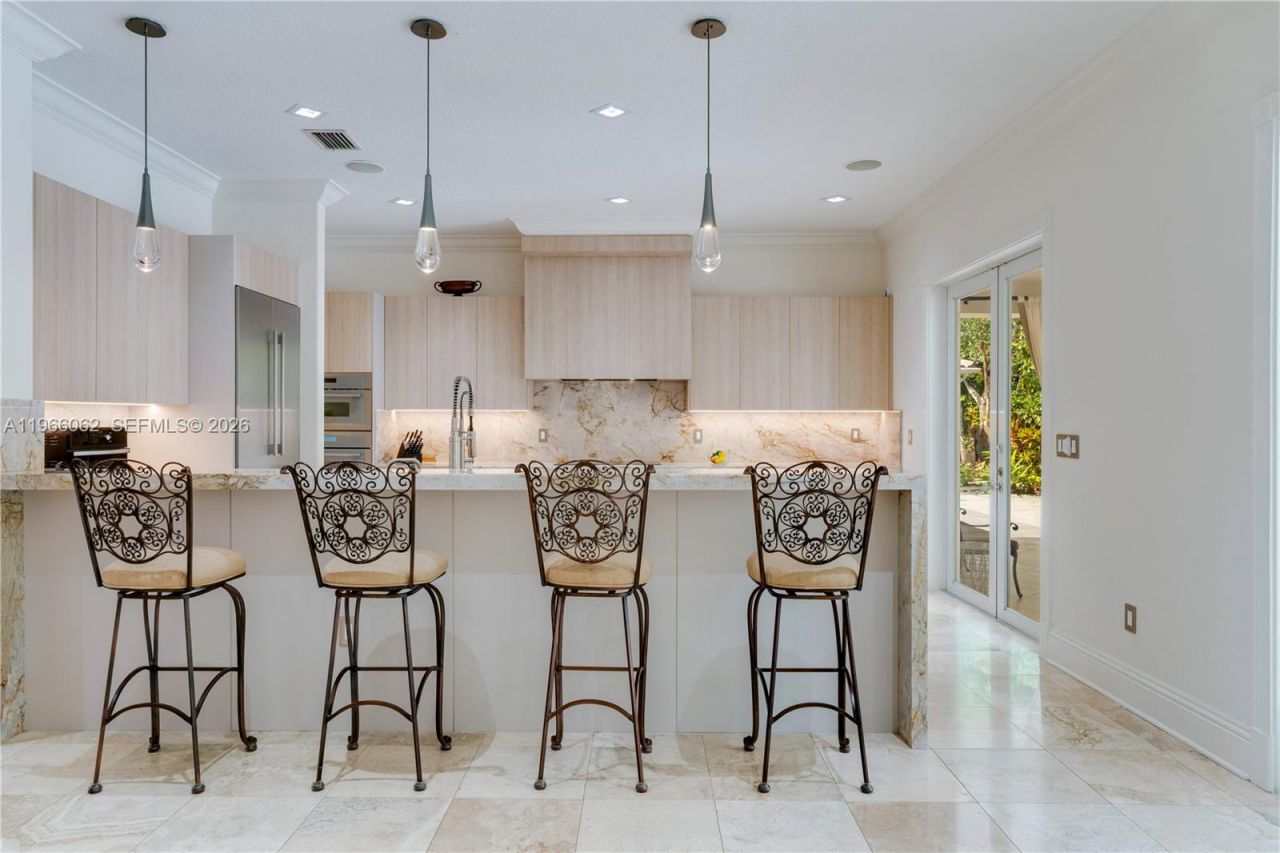 6235 Rolling Road Dr, Pinecrest, FL 33156 Photo