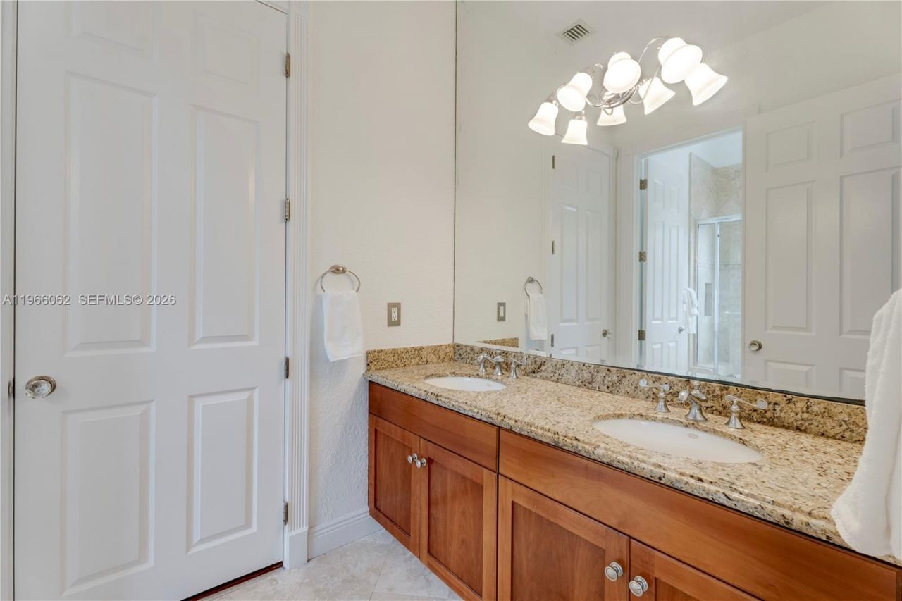 6235 Rolling Road Dr, Pinecrest, FL 33156 Photo
