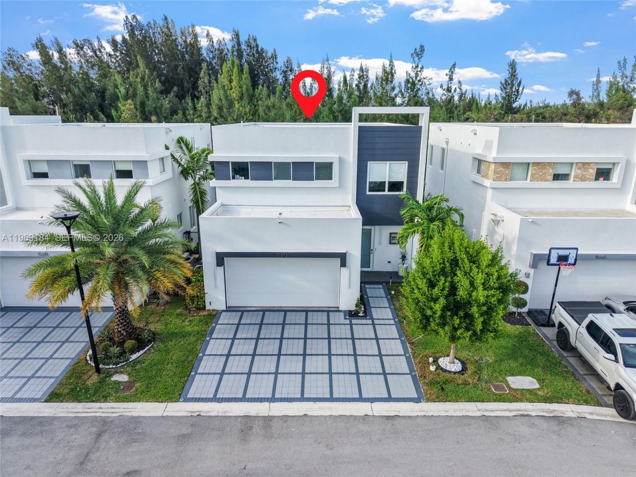 10373 NW 68th Ter, Doral, FL 33178 Photo