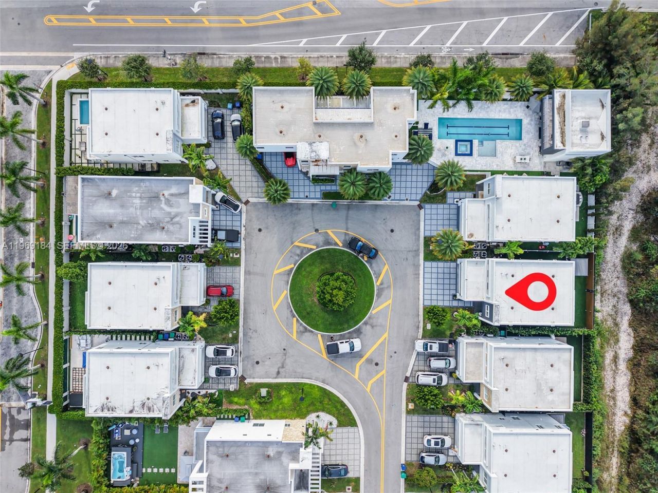 10373 NW 68th Ter, Doral, FL 33178 Photo