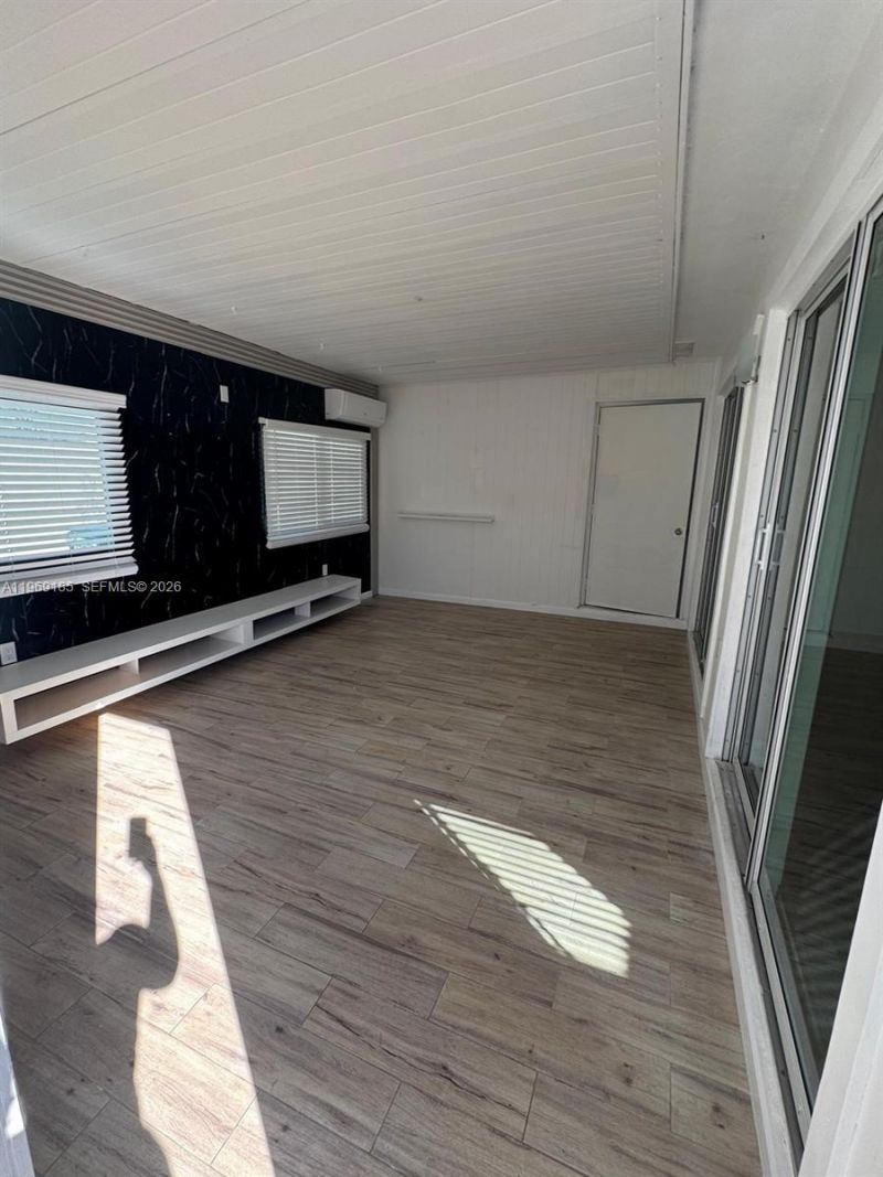 8201 NW 105th Ave , Tamarac, FL 33321 Photo