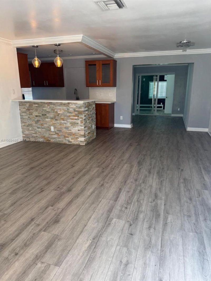 8201 NW 105th Ave , Tamarac, FL 33321 Photo