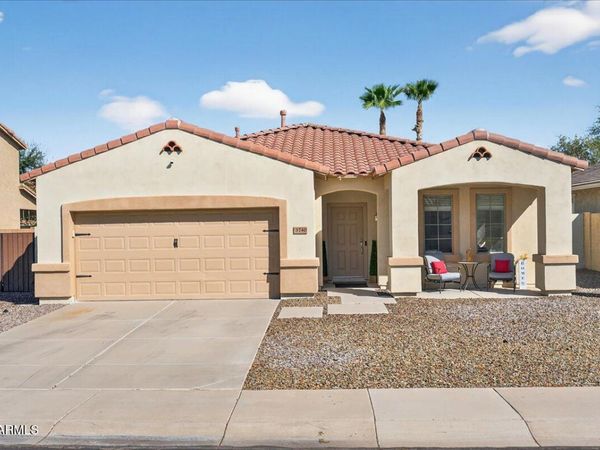 3740 E JAGUAR Avenue, Gilbert, AZ 85298