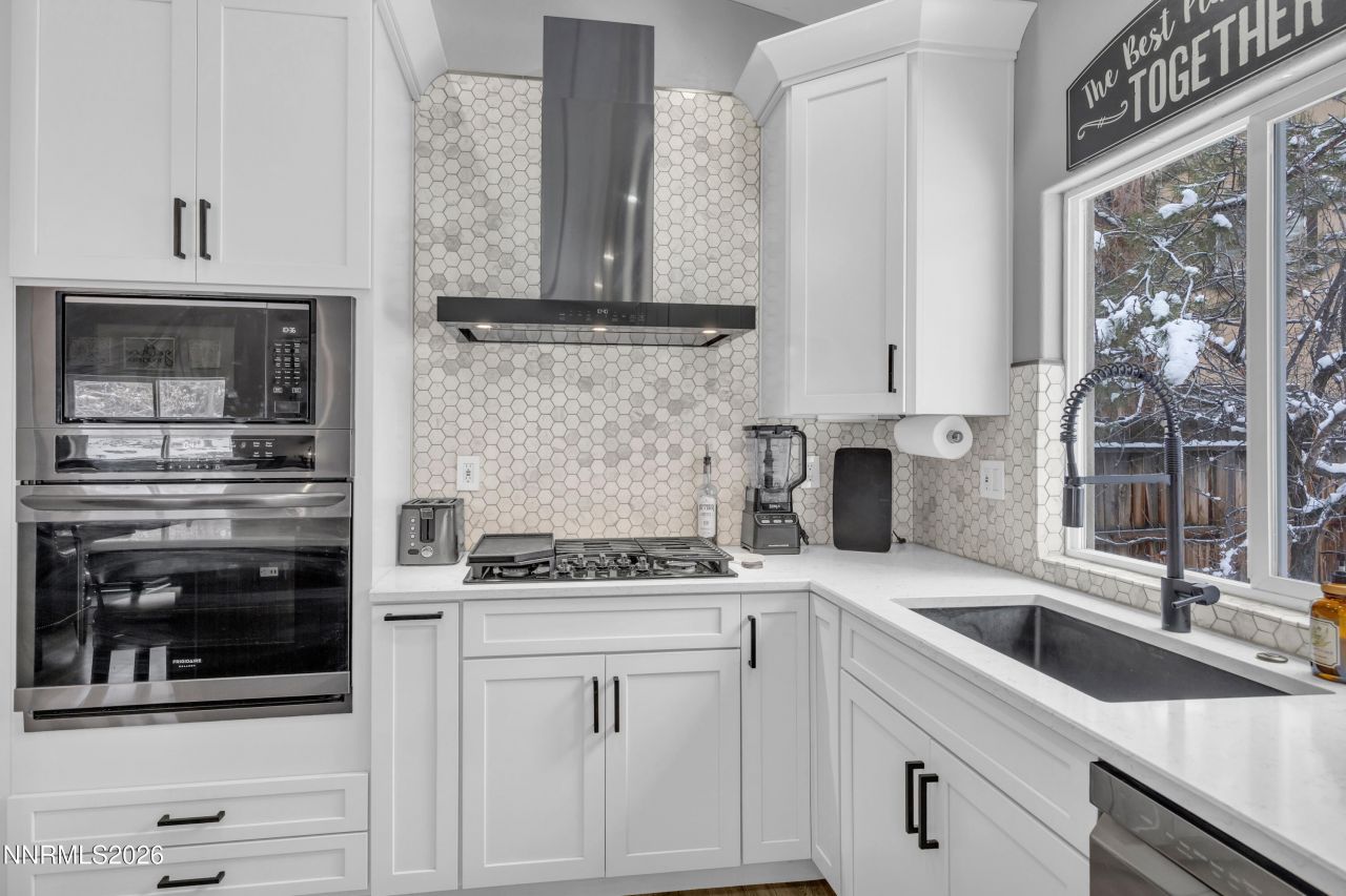 4800 Frankie Way, Sparks, NV 89436 Photo