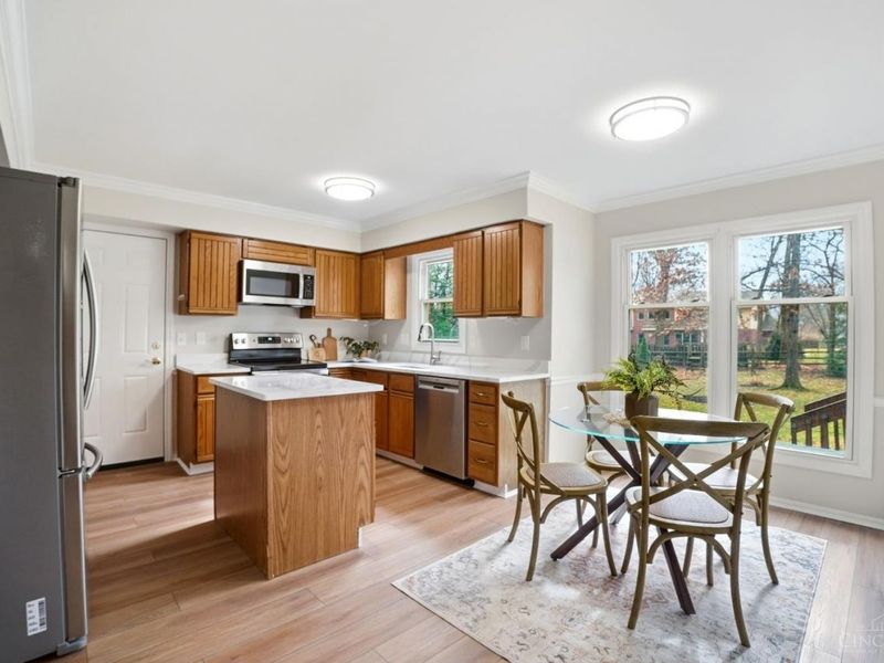 10768 Fallsington Court, Blue Ash, OH 45242 Photo 12