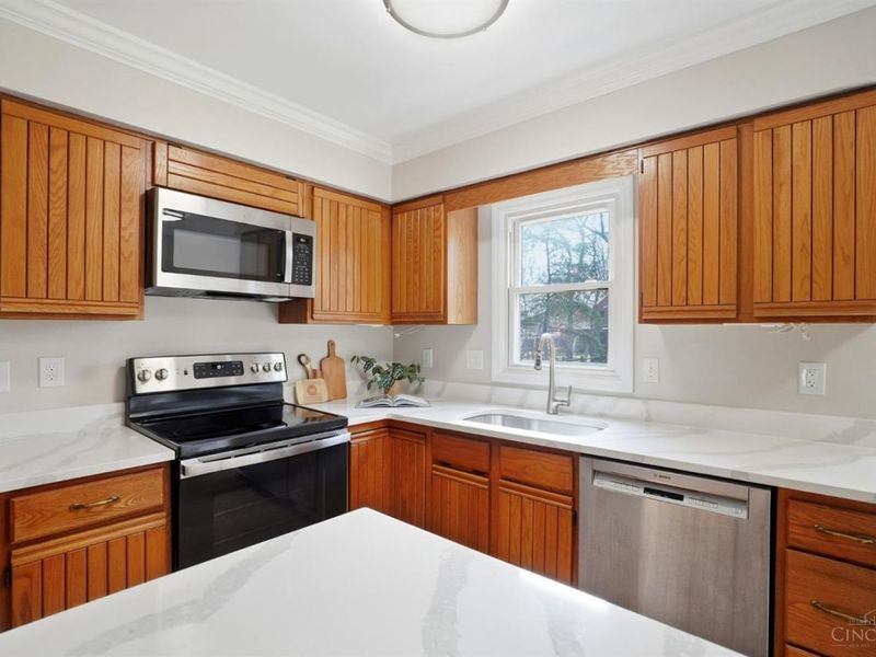 10768 Fallsington Court, Blue Ash, OH 45242 Photo 14