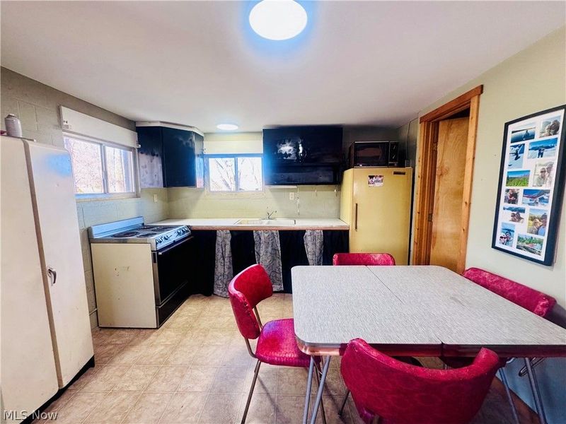 2308 E State Route 266, Stockport, OH 43787 Photo 8