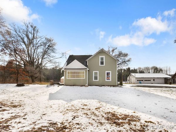 20449 W Howard City-Edmore, Howard City, MI 49329