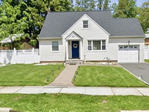 411 Hory St, Roselle, NJ 07203